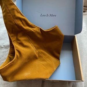 Brand new merit beauty bag - never used !